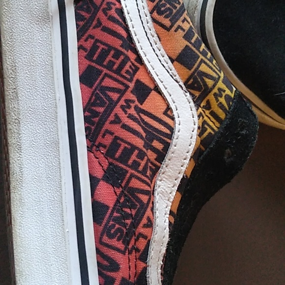 Vans - Picture 5 of 5